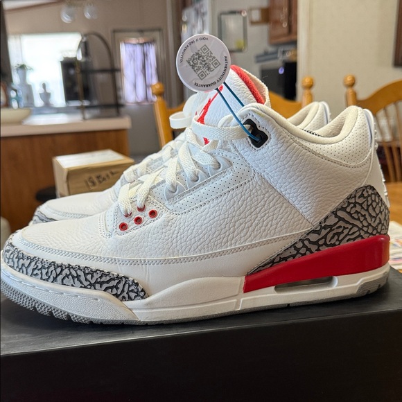 Jordan 3 - Picture 1 of 9